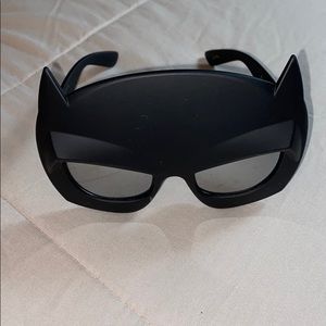 Batman sunglasses DC comics